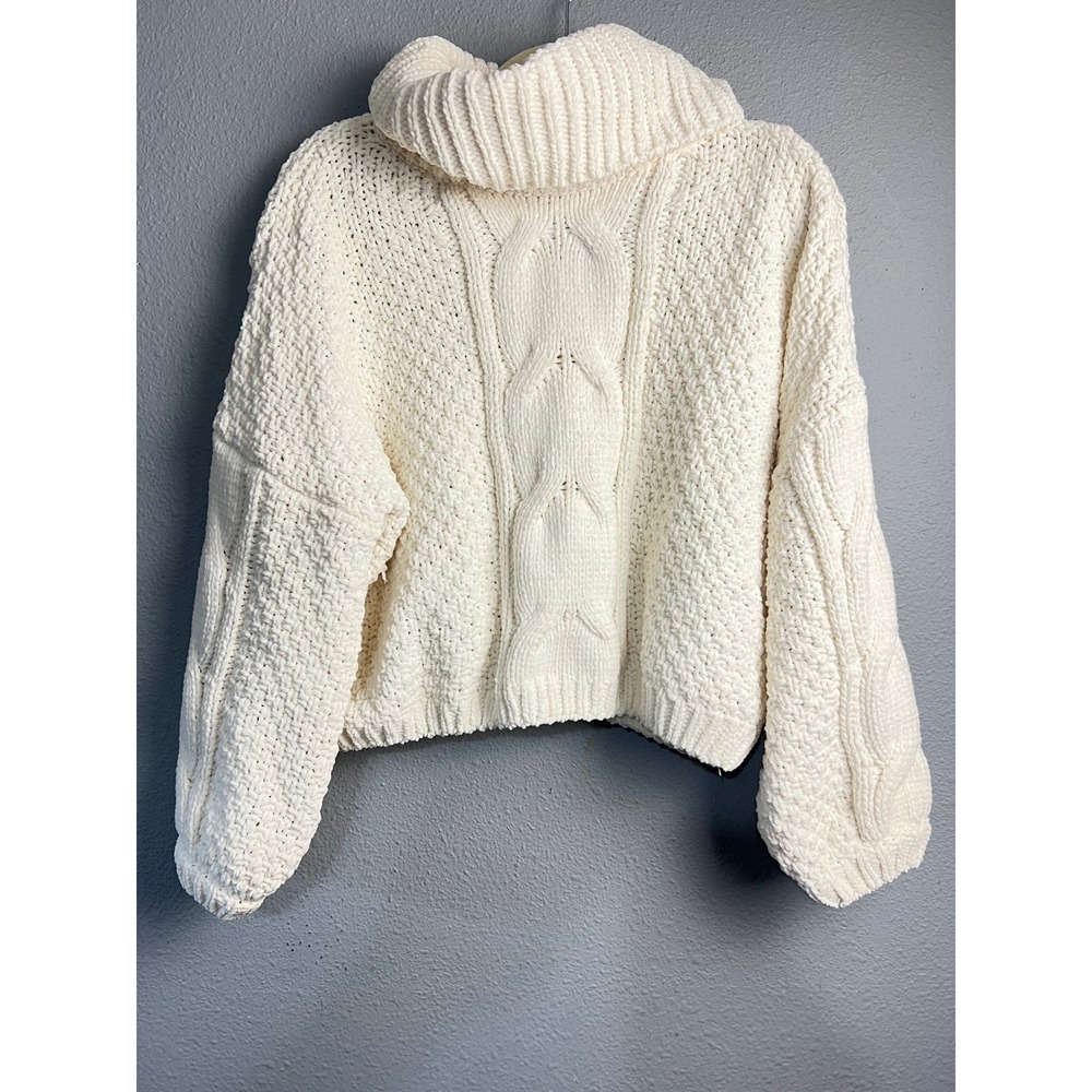Altar'd State Cream Chenille Cable Knit Cowl Neck Cropped Sweater XS Cozy Winter